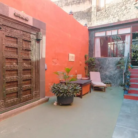 Dom wakacyjny Casa Del Sol Terrace Parking *