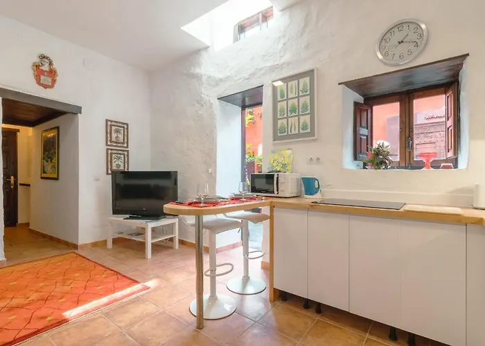 Будинок відпочинку Casa Del Sol Terrace Parking *